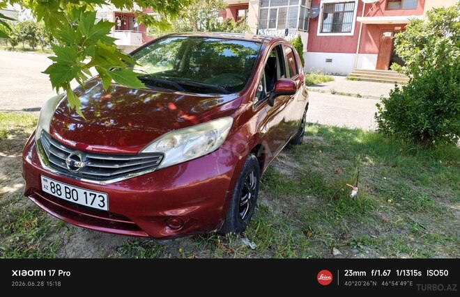 Nissan Note-2