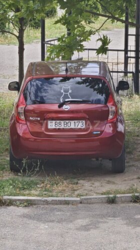 Nissan Note-5