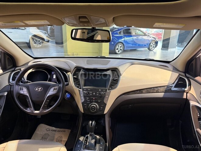 Hyundai Santa Fe-17