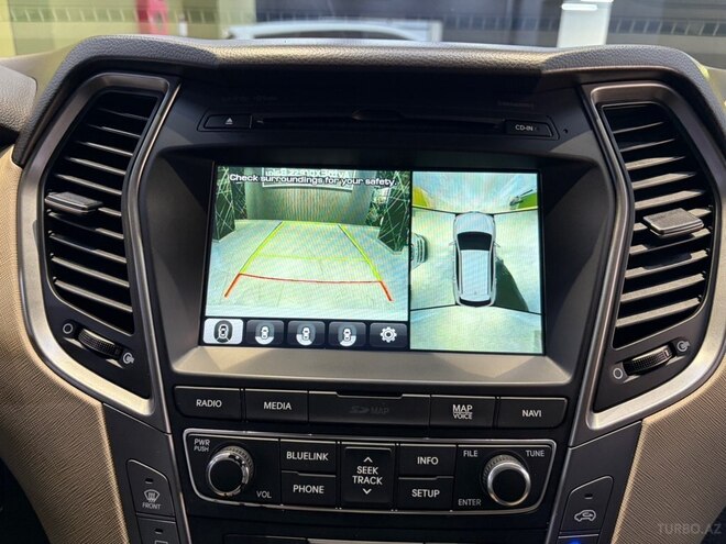 Hyundai Santa Fe-12
