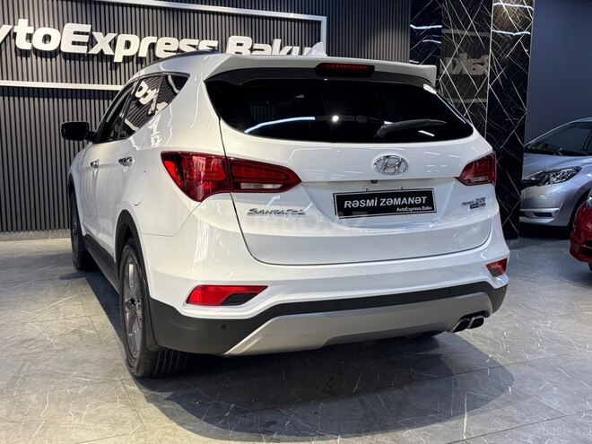 Hyundai Santa Fe-4