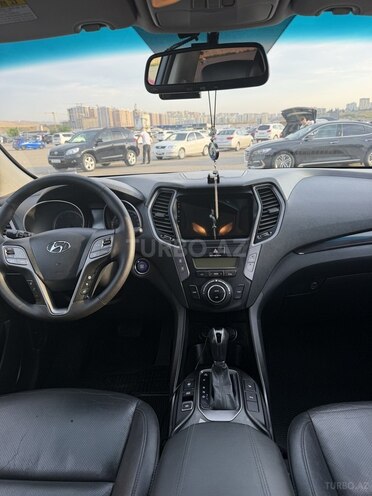 Hyundai Santa Fe-8