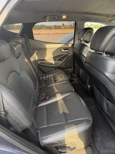 Hyundai Santa Fe-9