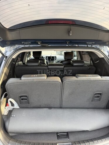 Hyundai Santa Fe-11