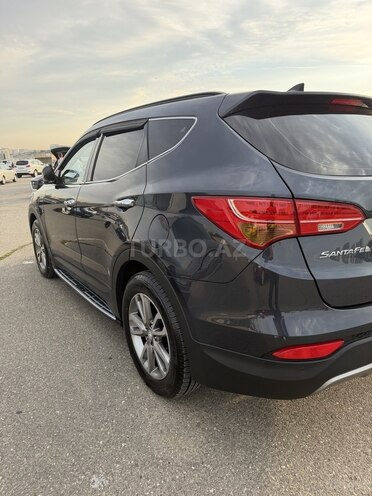 Hyundai Santa Fe-3