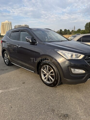 Hyundai Santa Fe-6