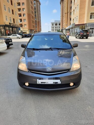 Toyota Prius-2