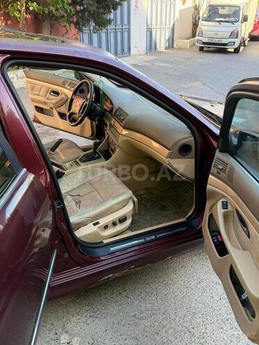 BMW 528-11