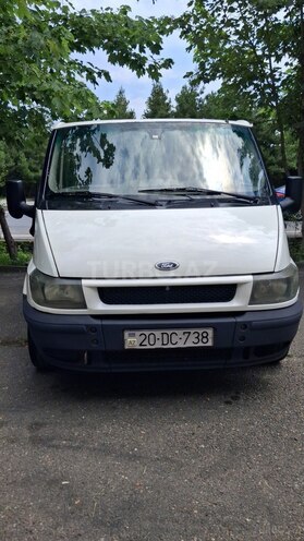 Ford Transit-1