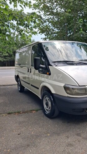 Ford Transit-7