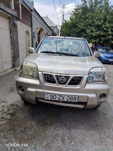 Nissan X-Trail-1