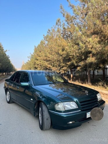 Mercedes C 240-1
