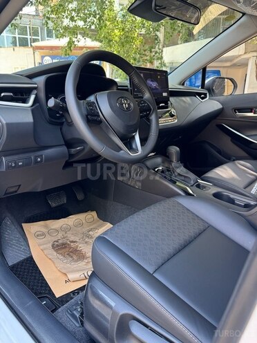 Toyota Corolla-8