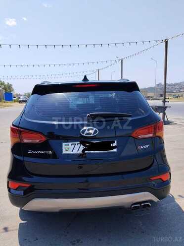 Hyundai Santa Fe-5