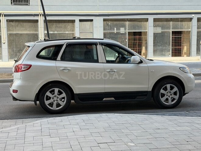 Hyundai Santa Fe-4
