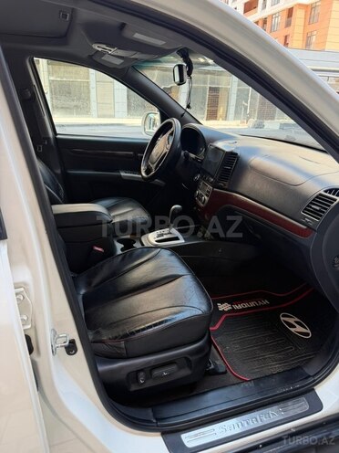 Hyundai Santa Fe-5