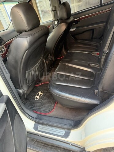 Hyundai Santa Fe-8