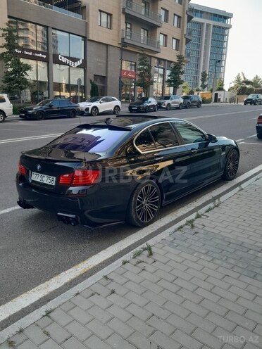 BMW 528-9