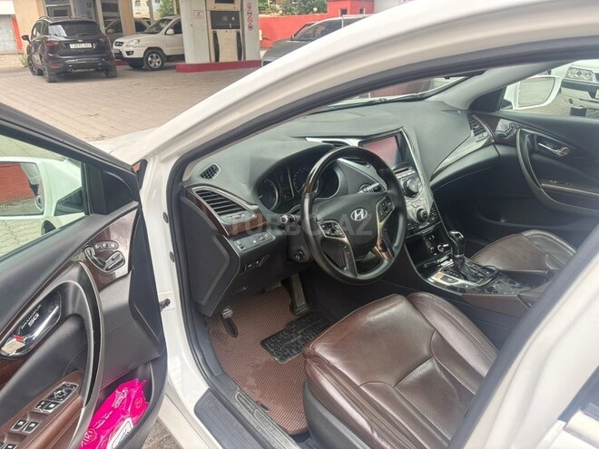 Hyundai Azera-6