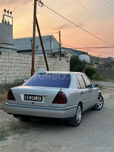 Mercedes C 200-4