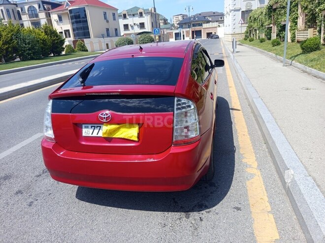 Toyota Prius-2