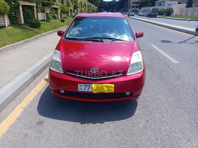 Toyota Prius-8