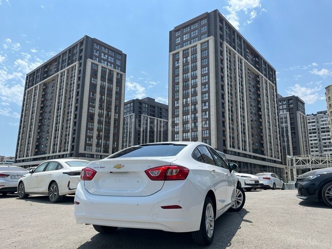 Chevrolet Cruze-2