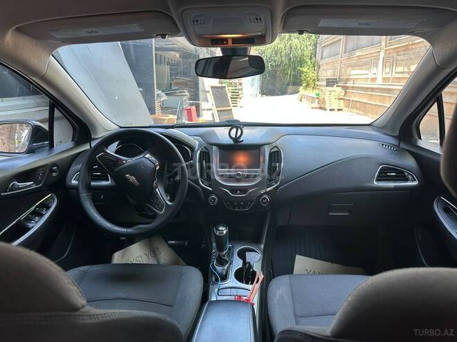 Chevrolet Cruze-5