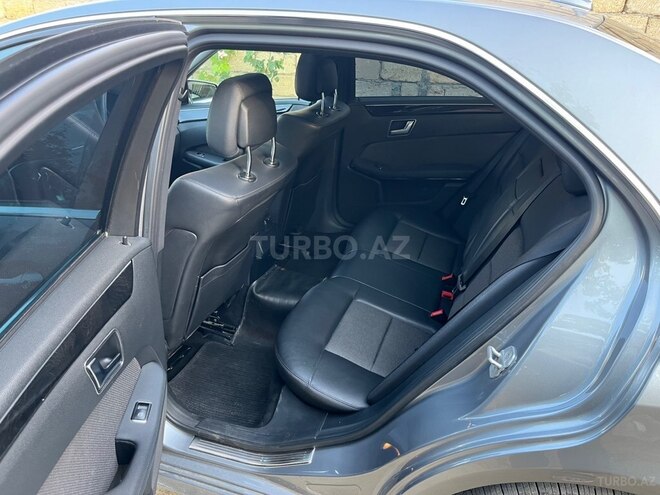 Mercedes E 200-8