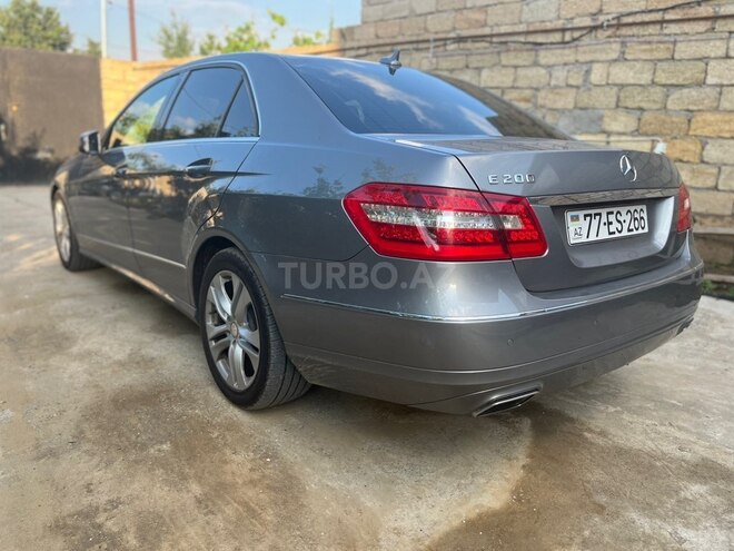 Mercedes E 200-6