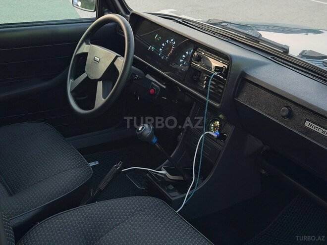 LADA (VAZ) 2107-4