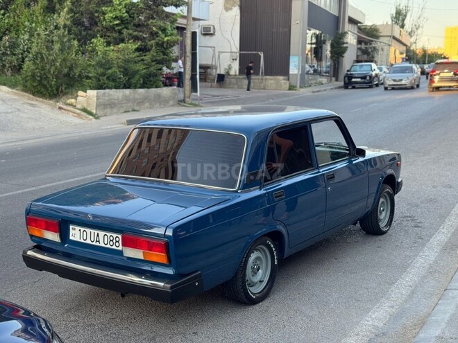 LADA (VAZ) 2107-15