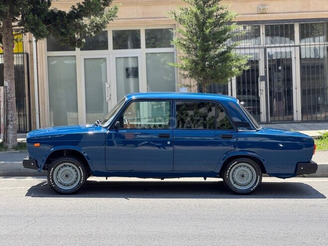 LADA (VAZ) 2107-21