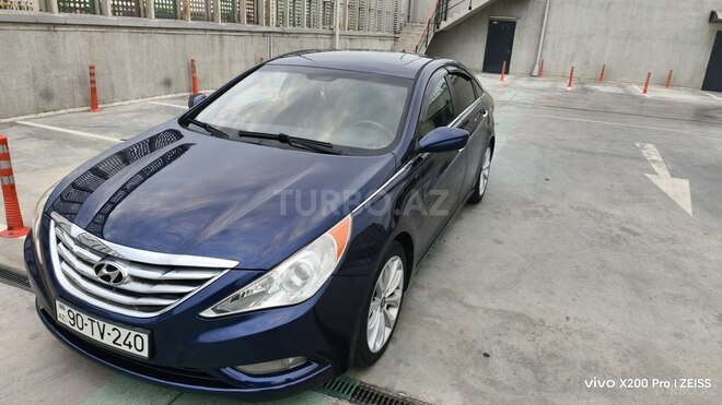 Hyundai Sonata-3