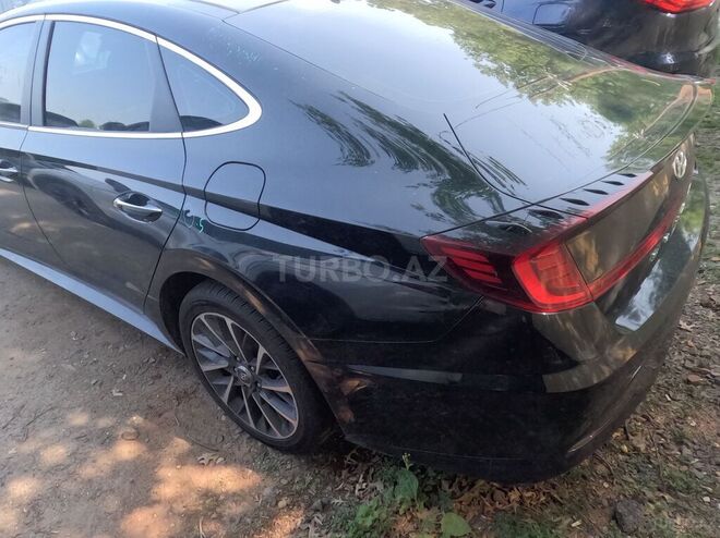 Hyundai Sonata-6