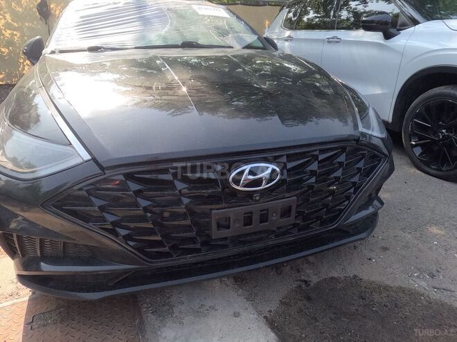 Hyundai Sonata-2