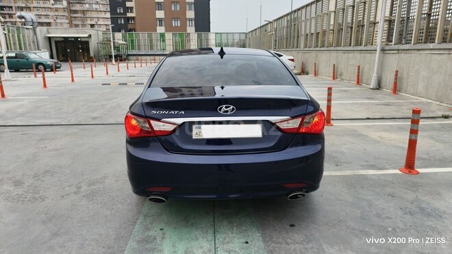 Hyundai Sonata-8