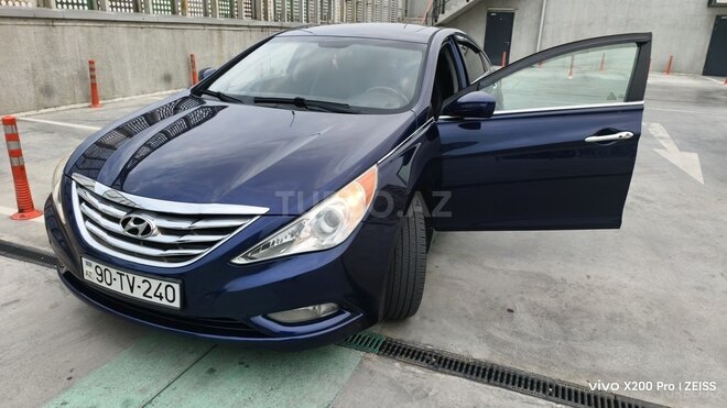 Hyundai Sonata-6