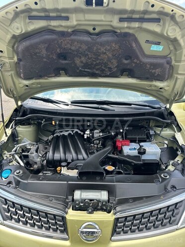 Nissan Tiida-14