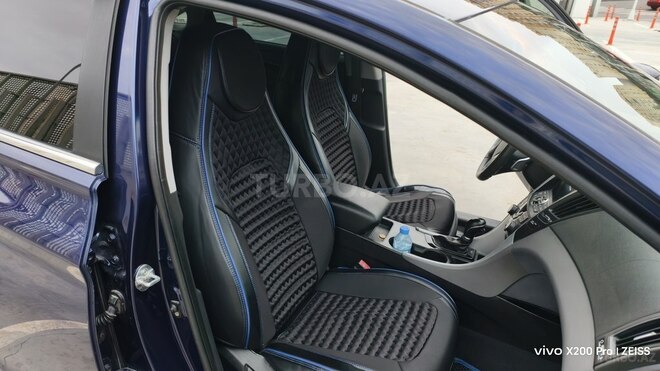 Hyundai Sonata-11