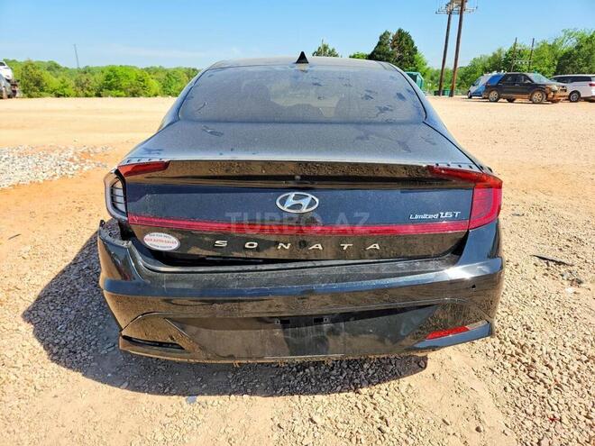 Hyundai Sonata-4