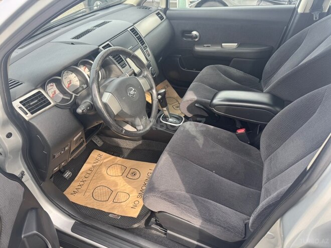 Nissan Tiida-3