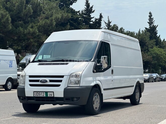 Ford Transit-1