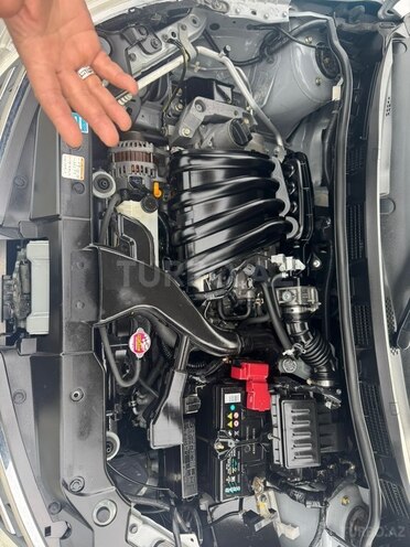 Nissan Tiida-8