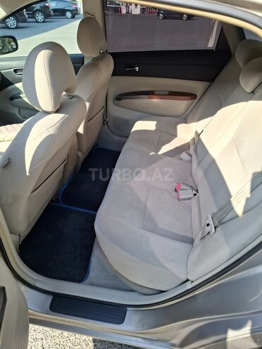 Toyota Prius-18