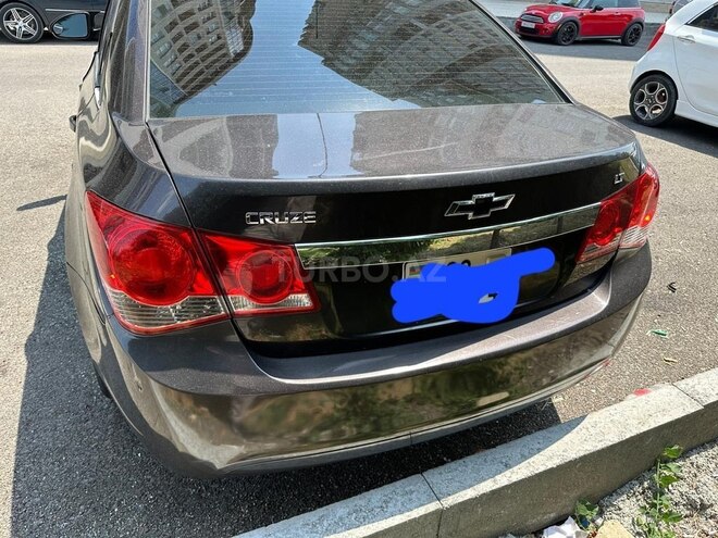 Chevrolet Cruze-2