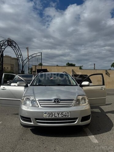 Toyota Corolla-4