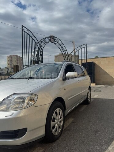 Toyota Corolla-6