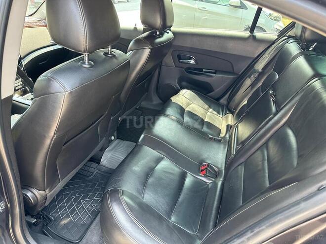 Chevrolet Cruze-4