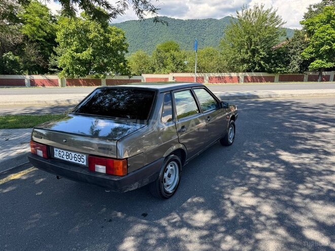 LADA (VAZ) 21099-5